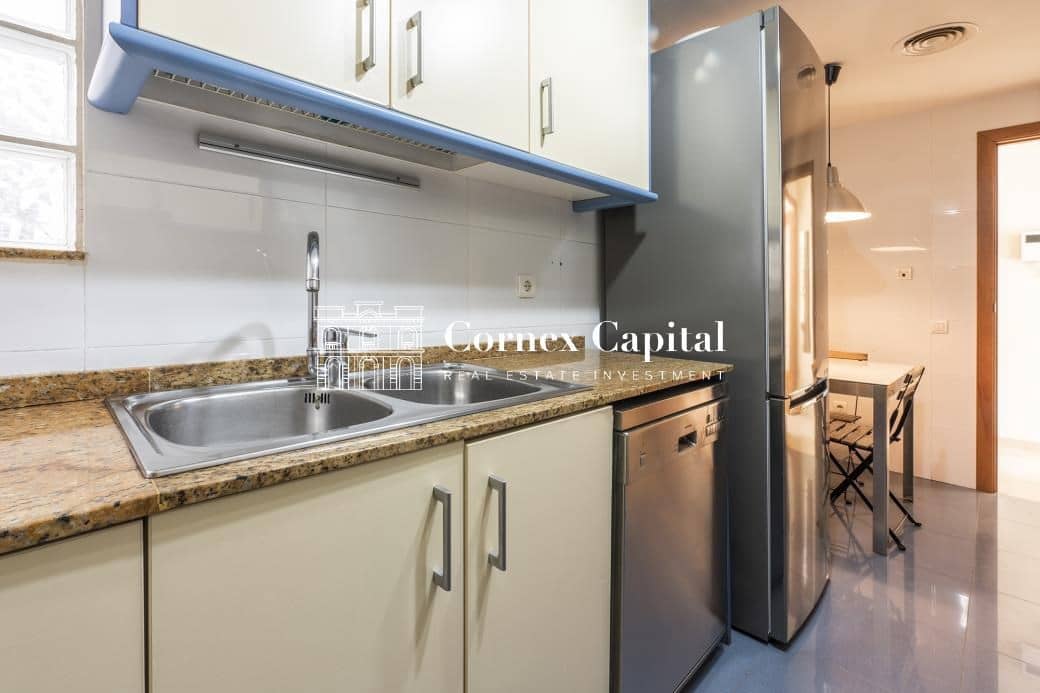 Apartamento de 3 habitaciones en Barcelona ciudad en venta con garaje - 680.000 € (Ref: 9637234)