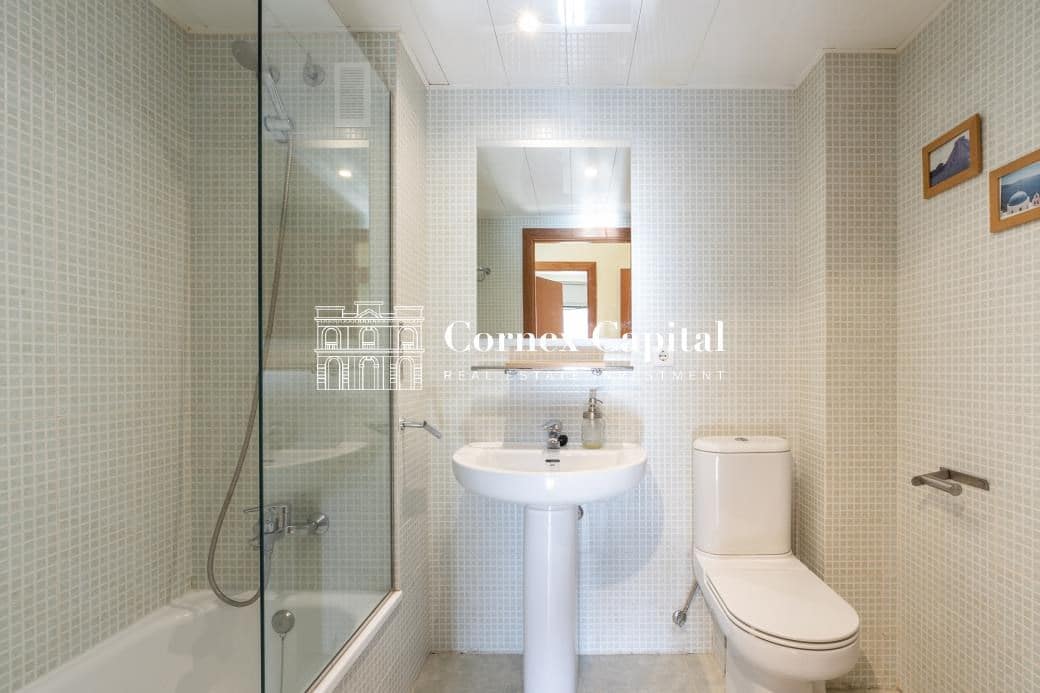 Apartamento de 3 habitaciones en Barcelona ciudad en venta con garaje - 680.000 € (Ref: 9637234)