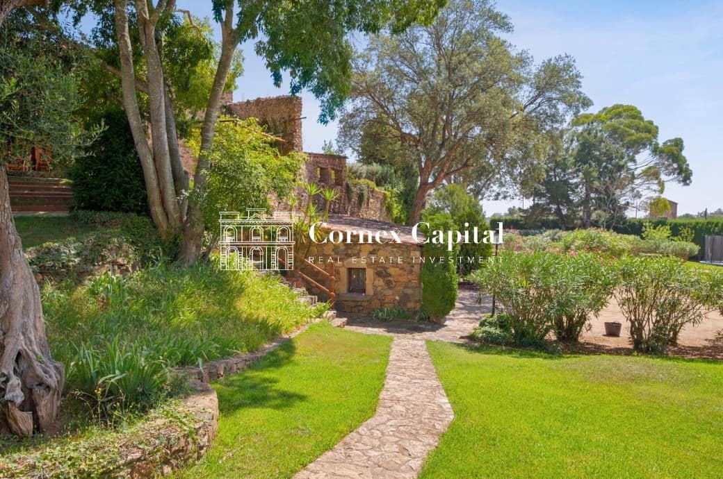 9 Zimmer Finca/Landgut zu verkaufen in Vall-llobrega mit Pool Garage - 2.300.000 € (Ref: 9651328)