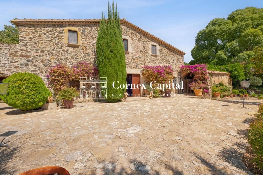 9 Zimmer Finca/Landgut zu verkaufen in Vall-llobrega mit Pool Garage - 2.300.000 € (Ref: 9651328)