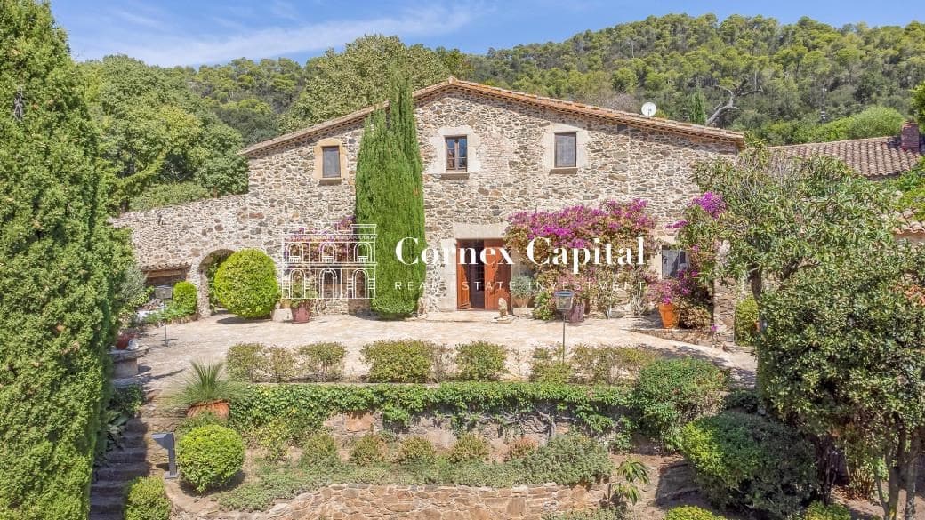 9 Zimmer Finca/Landgut zu verkaufen in Vall-llobrega mit Pool Garage - 2.300.000 € (Ref: 9651328)