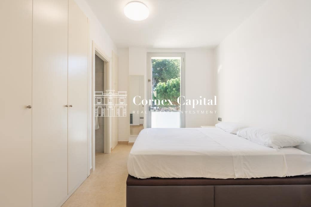 Apartamento de 2 habitaciones en S'Agaro en venta con piscina - 375.000 € (Ref: 9655775)