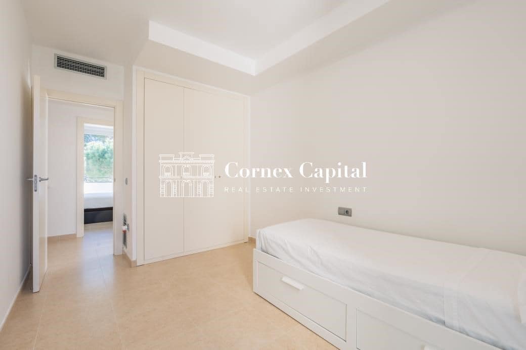 Apartamento de 2 habitaciones en S'Agaro en venta con piscina - 375.000 € (Ref: 9655775)