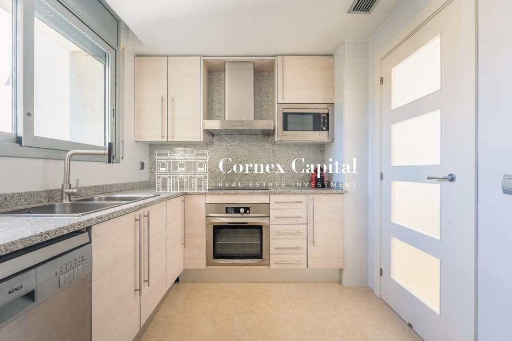 Apartamento de 2 habitaciones en S'Agaro en venta con piscina - 375.000 € (Ref: 9655775)