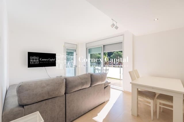 Apartamento de 2 habitaciones en S'Agaro, Castell-Platja d'Aro en venta con piscina - 375.000 € (Ref: 9655775)