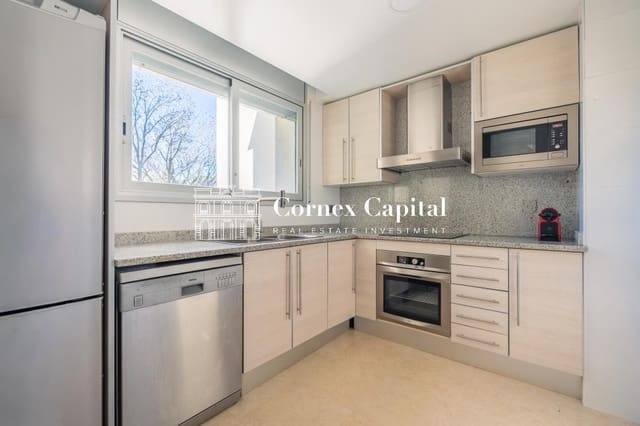 Apartamento de 2 habitaciones en S'Agaro, Castell-Platja d'Aro en venta con piscina - 375.000 € (Ref: 9655775)