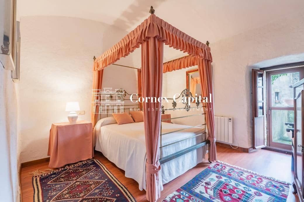 5 slaapkamer Huis te koop in Cruilles Monells i Sant Sadurni de I'Heura - € 1.350.000 (Ref: 9658467)