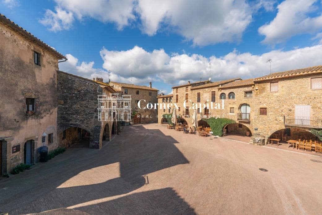 5 slaapkamer Huis te koop in Cruilles Monells i Sant Sadurni de I'Heura - € 1.350.000 (Ref: 9658467)