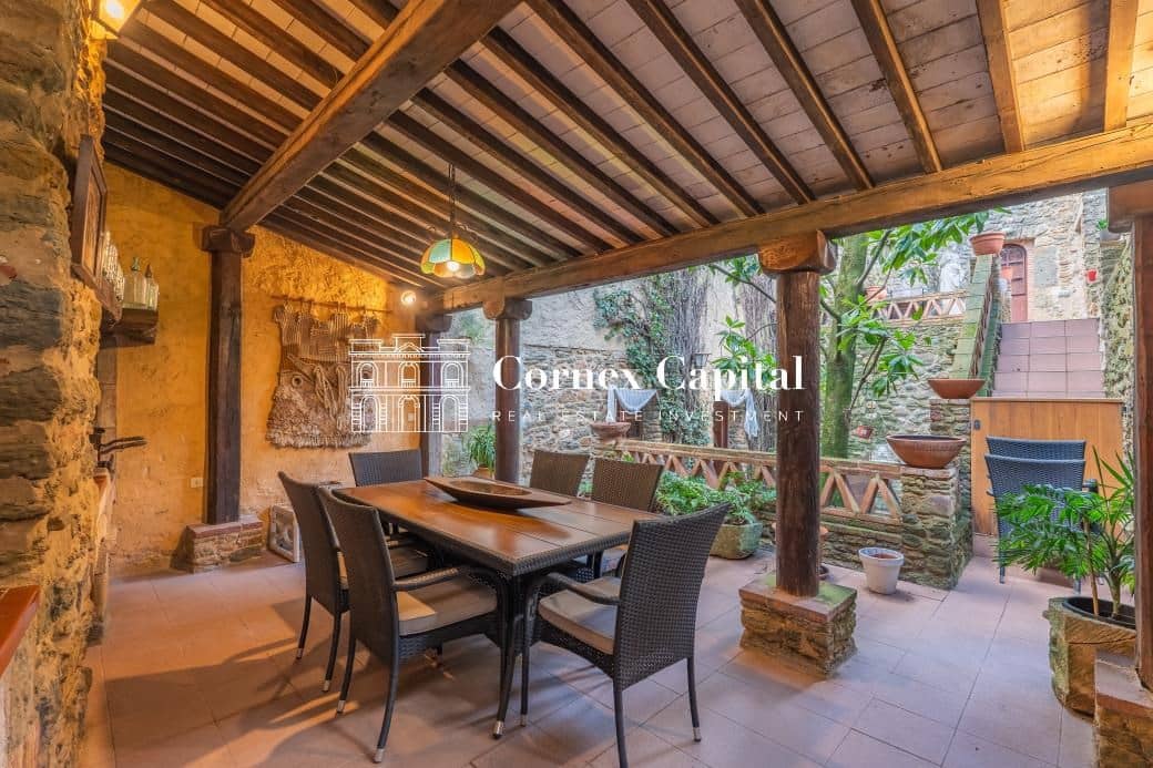 5 slaapkamer Huis te koop in Cruilles Monells i Sant Sadurni de I'Heura - € 1.350.000 (Ref: 9658467)