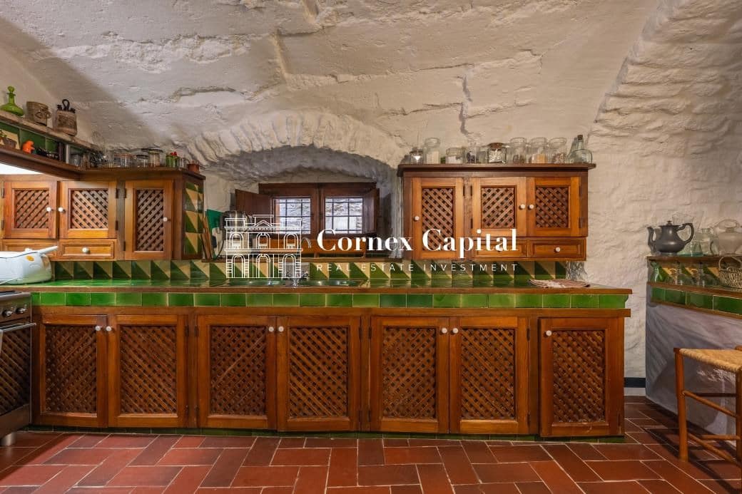 5 slaapkamer Huis te koop in Cruilles Monells i Sant Sadurni de I'Heura - € 1.350.000 (Ref: 9658467)