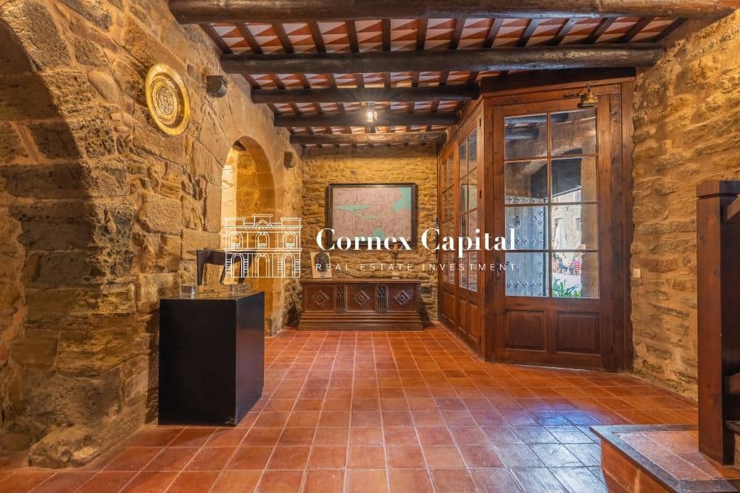 5 slaapkamer Huis te koop in Cruilles Monells i Sant Sadurni de I'Heura - € 1.350.000 (Ref: 9658467)