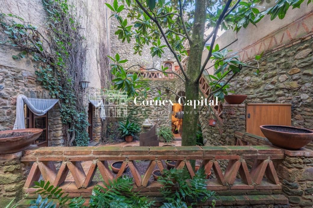 5 slaapkamer Huis te koop in Cruilles Monells i Sant Sadurni de I'Heura - € 1.350.000 (Ref: 9658467)