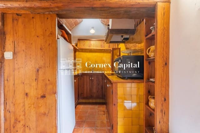 5 soverom Hus til salgs i Monells, Cruïlles Monells i Sant Sadurní de I'Heura med svømmebasseng - € 1 350 000 (Ref: 9658467)