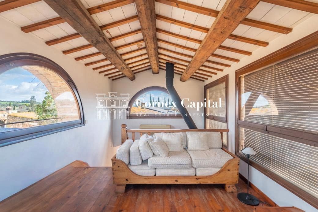 5 makuuhuone Omakotitalo myytävänä paikassa Monells mukana uima-altaan - 1 350 000 € (Ref: 9658467)
