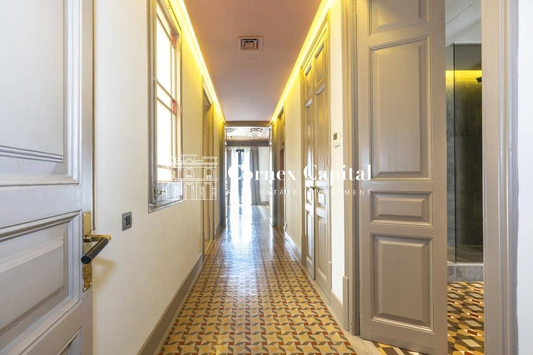 Apartamento de 3 habitaciones en Barcelona ciudad en venta - 1.995.000 € (Ref: 9670215)