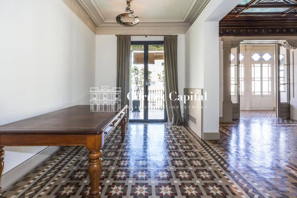 3 makuuhuone Huoneisto myytävänä paikassa Barcelona kaupunki mukana 
autotalli - 1 995 000 € (Ref: 9670215)