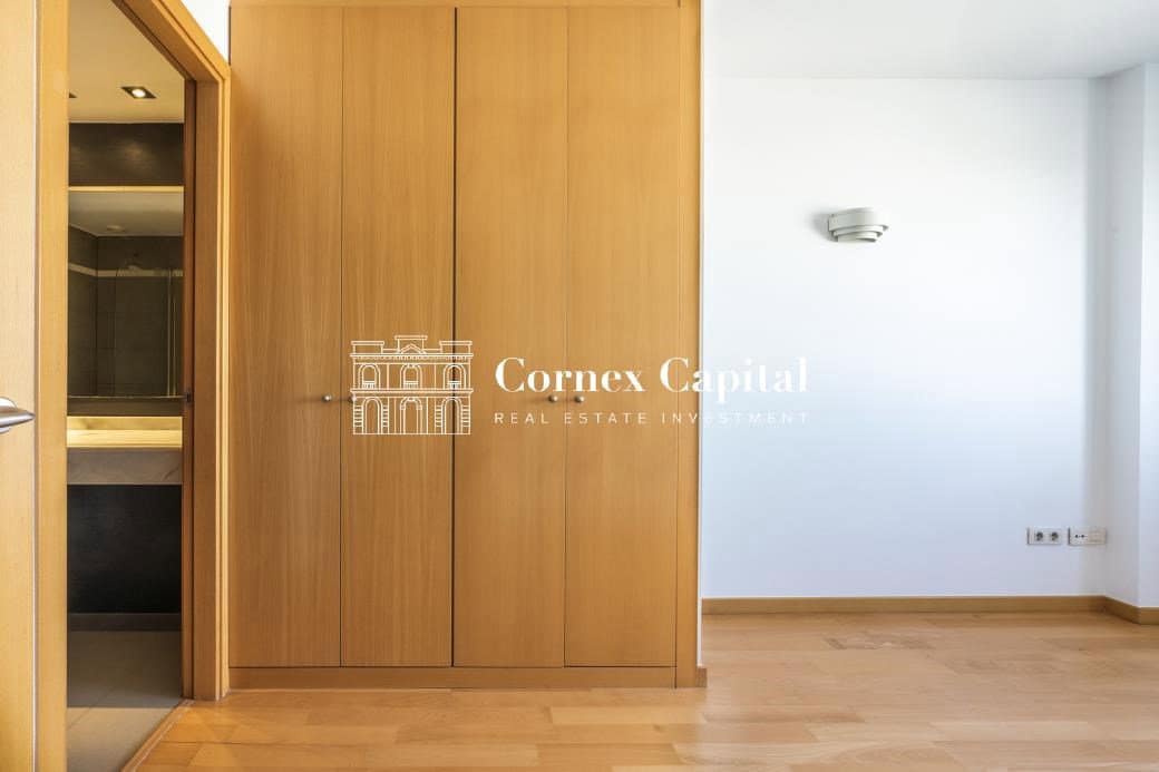 3 makuuhuone Huoneisto myytävänä paikassa Barcelona kaupunki mukana 
autotalli - 625 000 € (Ref: 9673966)
