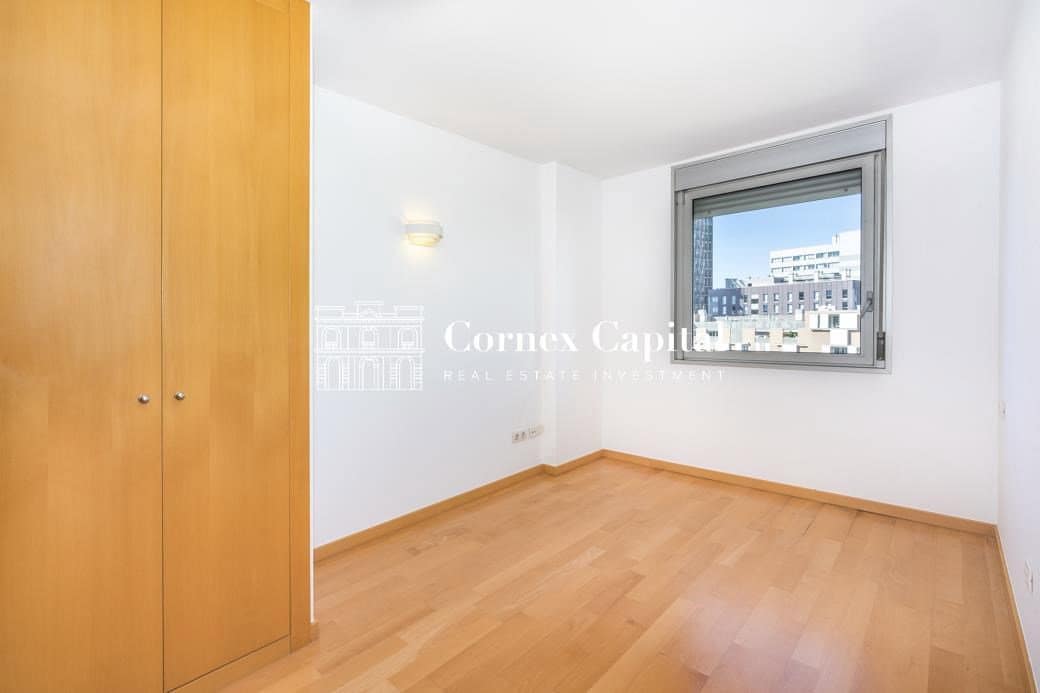 3 makuuhuone Huoneisto myytävänä paikassa Barcelona kaupunki mukana 
autotalli - 625 000 € (Ref: 9673966)