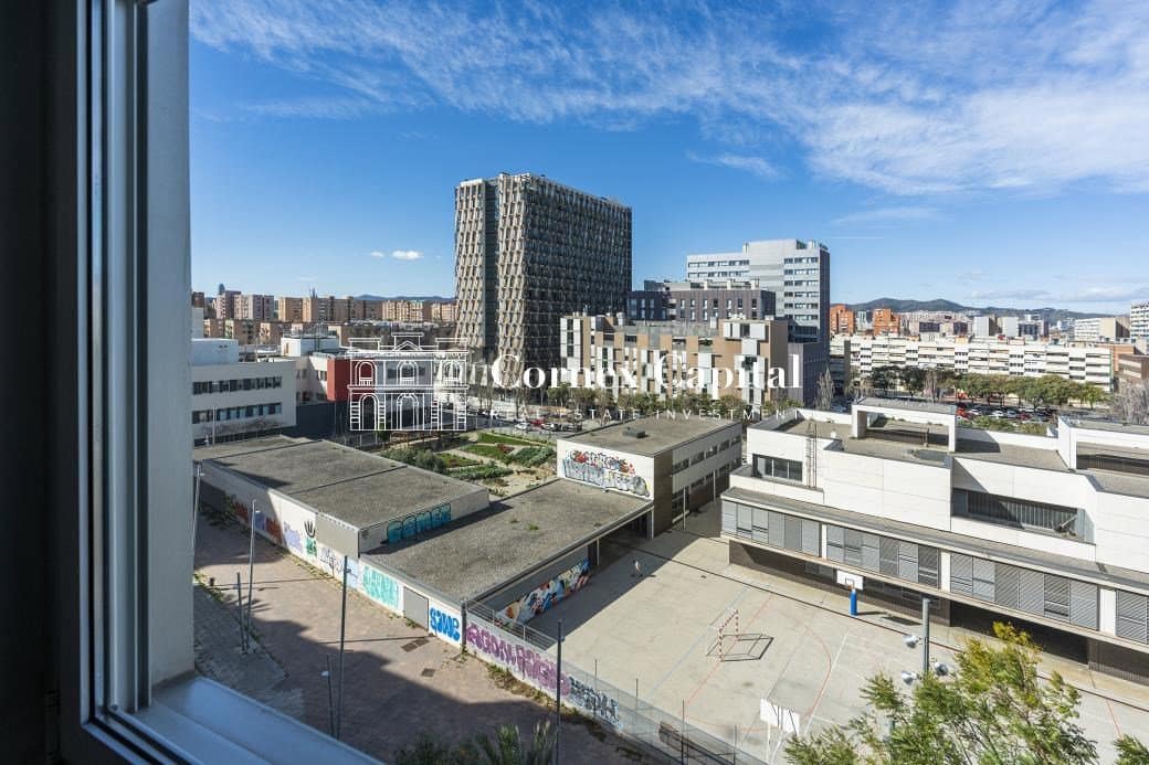 3 makuuhuone Huoneisto myytävänä paikassa Barcelona kaupunki mukana 
autotalli - 625 000 € (Ref: 9673966)