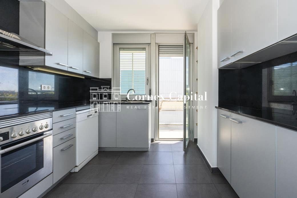 3 makuuhuone Huoneisto myytävänä paikassa Barcelona kaupunki mukana 
autotalli - 625 000 € (Ref: 9673966)