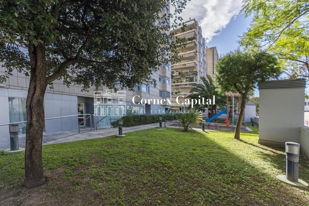 3 makuuhuone Huoneisto myytävänä paikassa Barcelona kaupunki mukana 
autotalli - 625 000 € (Ref: 9673966)