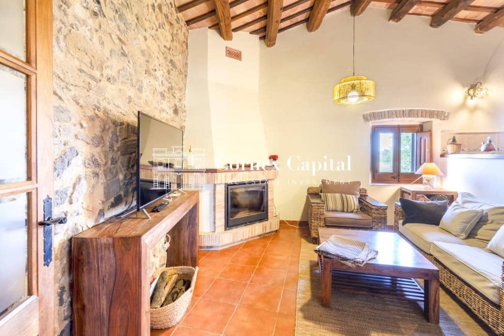 8 bedroom Finca/Country House for sale in Rupia with pool garage - € 1,275,000 (Ref: 9719709)