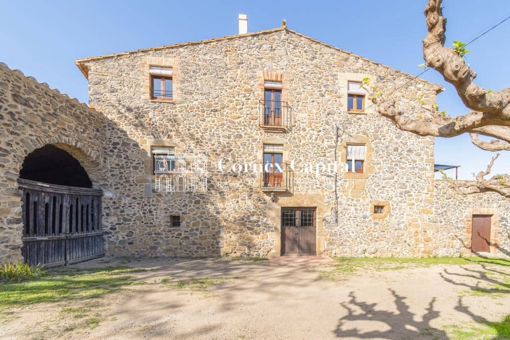 8 bedroom Finca/Country House for sale in Rupia with pool garage - € 1,275,000 (Ref: 9719709)