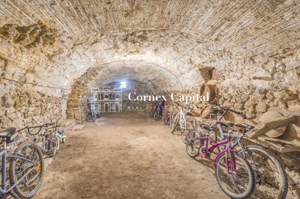 8 bedroom Finca/Country House for sale in Rupia with pool garage - € 1,275,000 (Ref: 9719709)