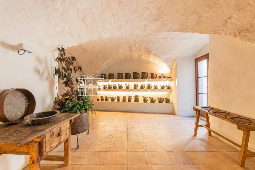 6 bedroom Townhouse for sale in Torroella de Montgri - € 875,000 (Ref: 9726458)