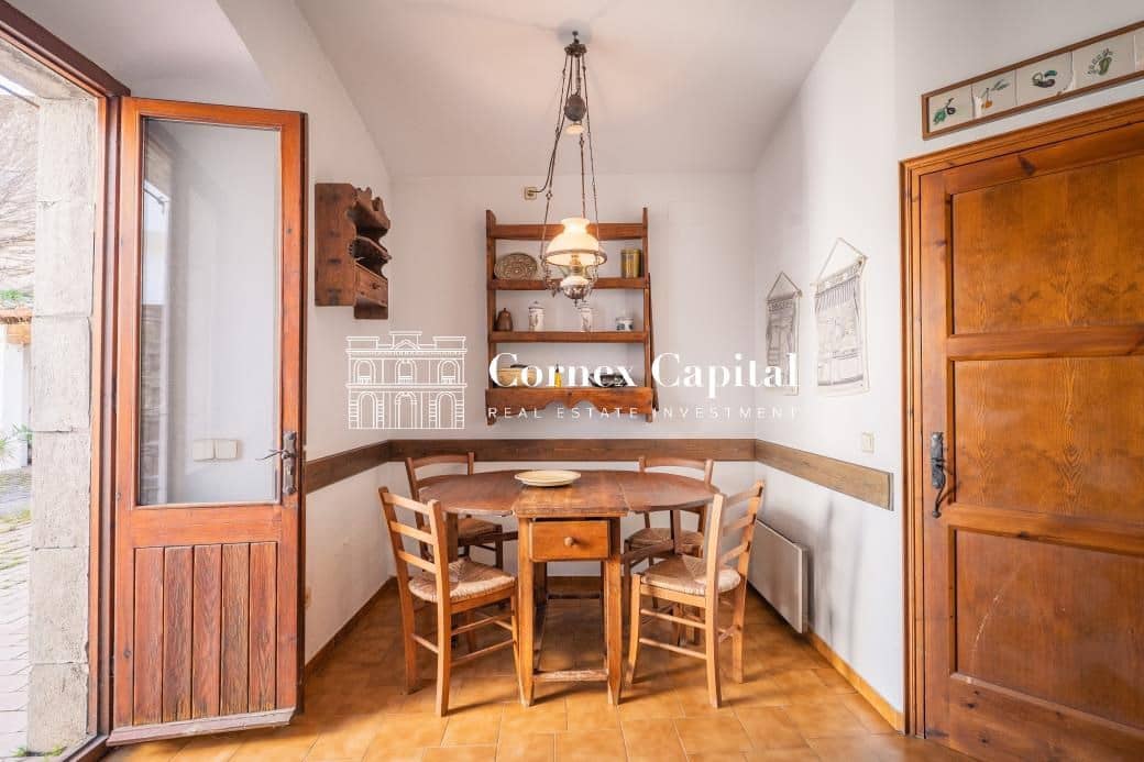 6 bedroom Townhouse for sale in Torroella de Montgri - € 875,000 (Ref: 9726458)