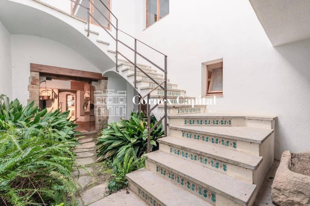 6 bedroom Townhouse for sale in Torroella de Montgri - € 875,000 (Ref: 9726458)