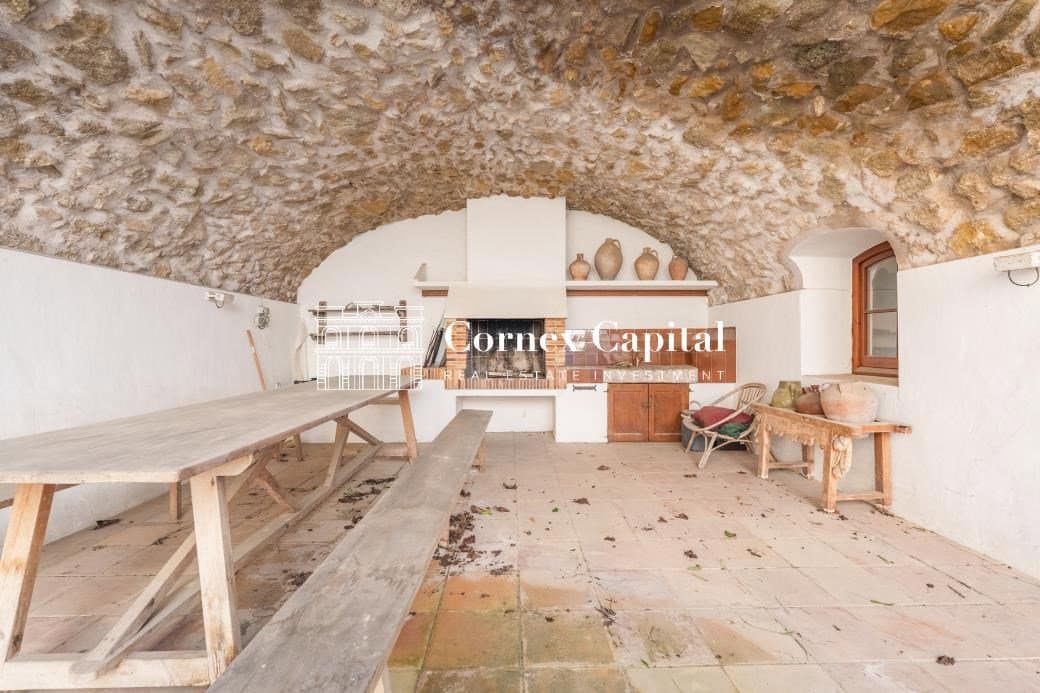 6 chambre Maison de Ville à vendre à Torroella de Montgri avec garage - 875 000 € (Ref: 9726458)