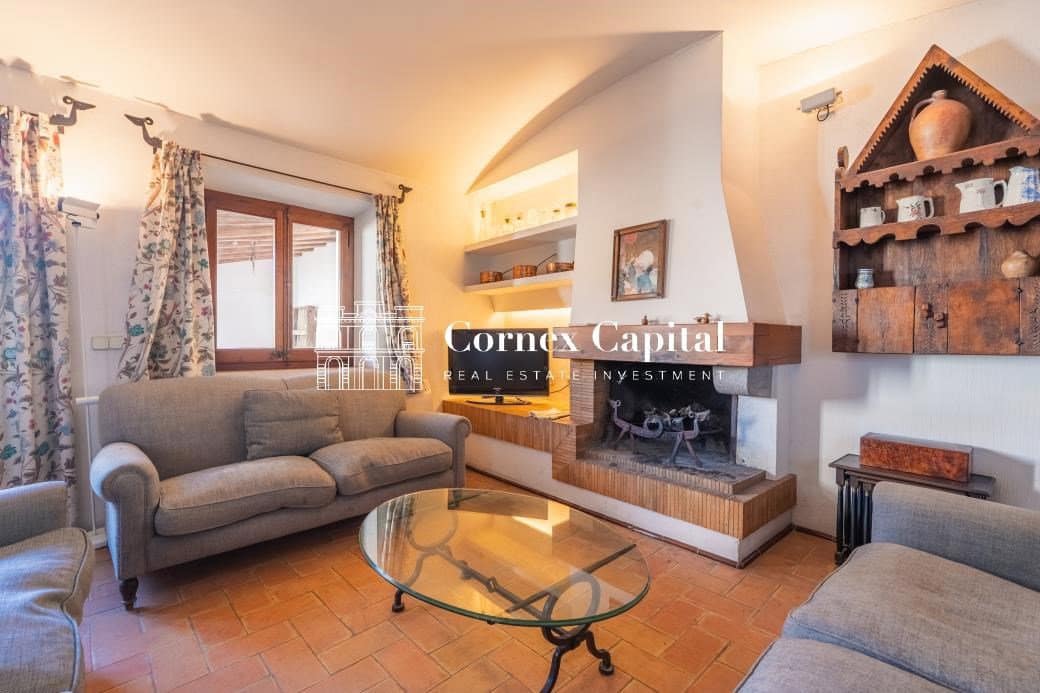 6 chambre Maison de Ville à vendre à Torroella de Montgri avec garage - 875 000 € (Ref: 9726458)