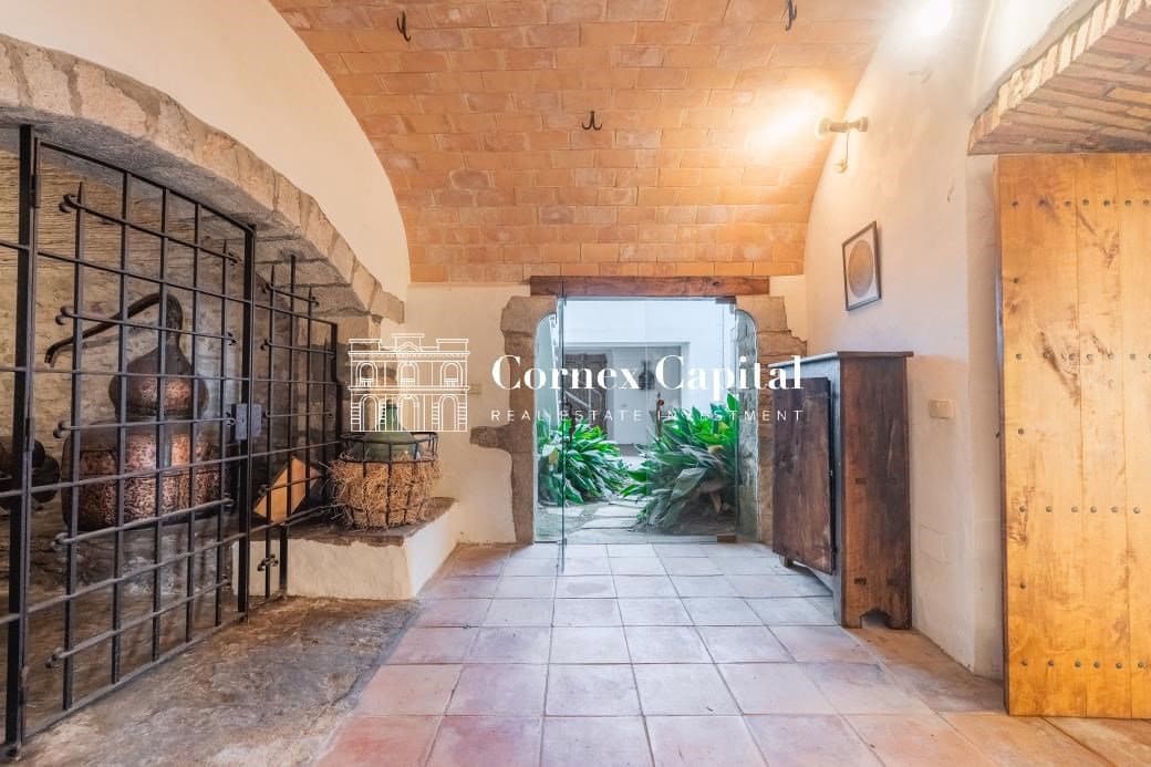 6 chambre Maison de Ville à vendre à Torroella de Montgri avec garage - 875 000 € (Ref: 9726458)