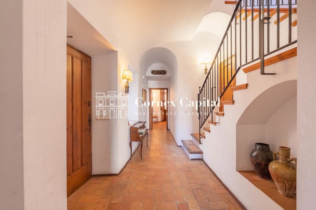 6 chambre Maison de Ville à vendre à Torroella de Montgri avec garage - 875 000 € (Ref: 9726458)