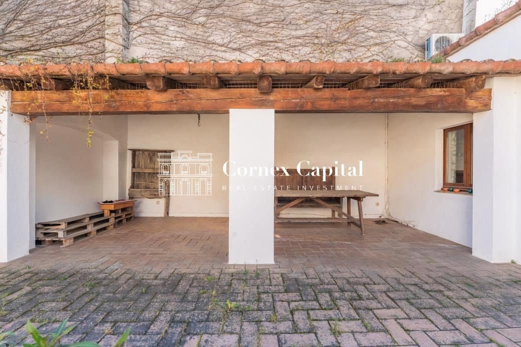 6 chambre Maison de Ville à vendre à Torroella de Montgri avec garage - 875 000 € (Ref: 9726458)
