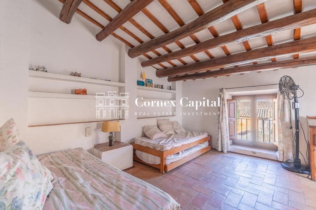 6 chambre Maison de Ville à vendre à Torroella de Montgri avec garage - 875 000 € (Ref: 9726458)