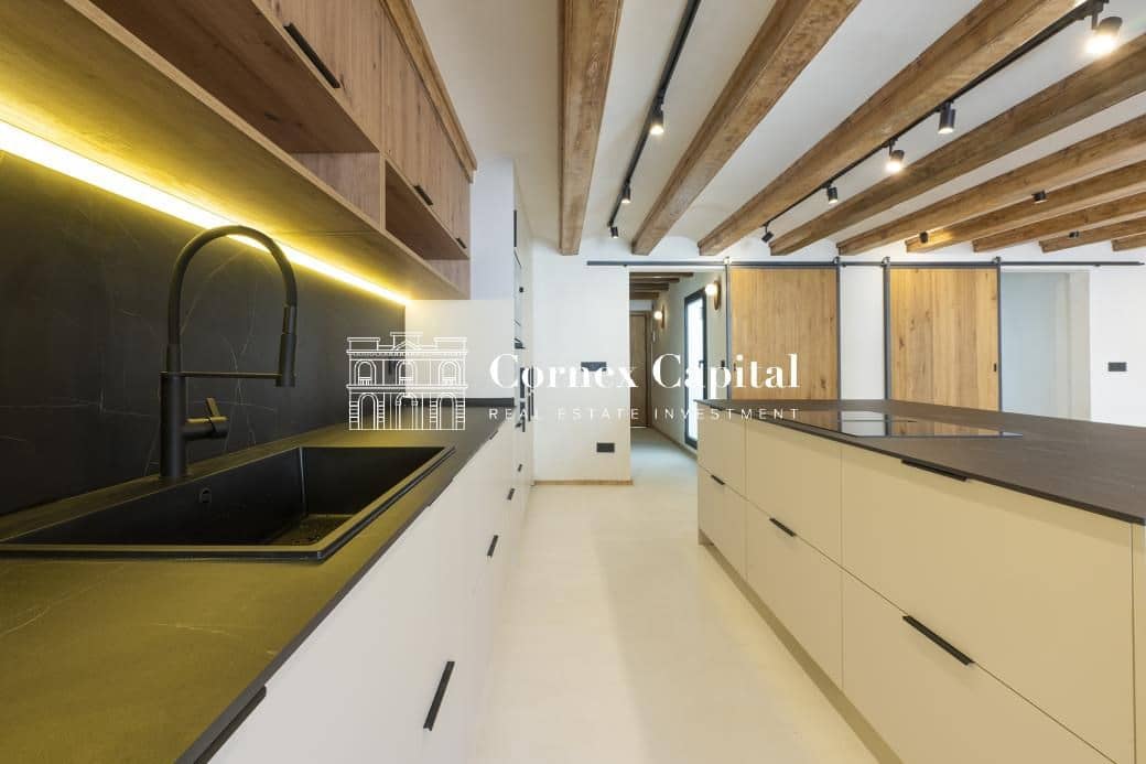 Apartamento de 3 habitaciones en Barcelona ciudad en venta - 1.290.000 € (Ref: 9731997)