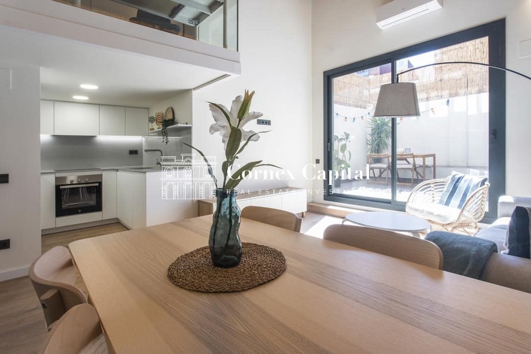 Apartamento de 3 habitaciones en Barcelona ciudad en venta - 750.000 € (Ref: 9738449)