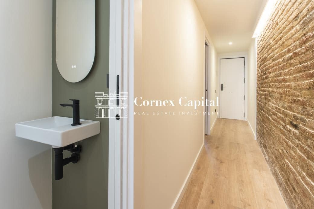 Apartamento de 3 habitaciones en Barcelona ciudad en venta - 750.000 € (Ref: 9738449)