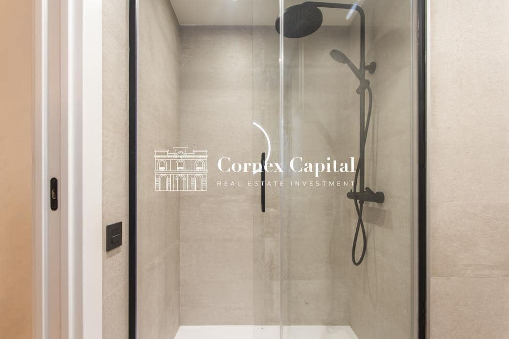 Apartamento de 3 habitaciones en Barcelona ciudad en venta - 750.000 € (Ref: 9738449)