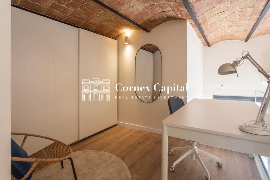 Apartamento de 3 habitaciones en Barcelona ciudad en venta - 750.000 € (Ref: 9738449)
