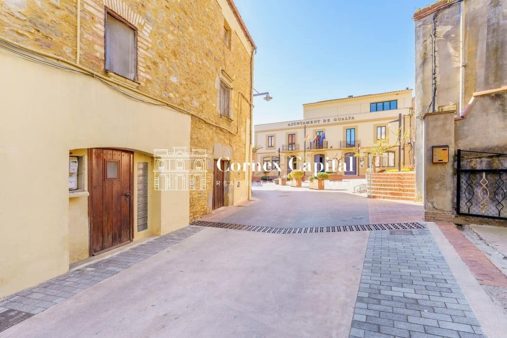 4 bedroom Townhouse for sale in Fontanilles - € 450,000 (Ref: 9741660)