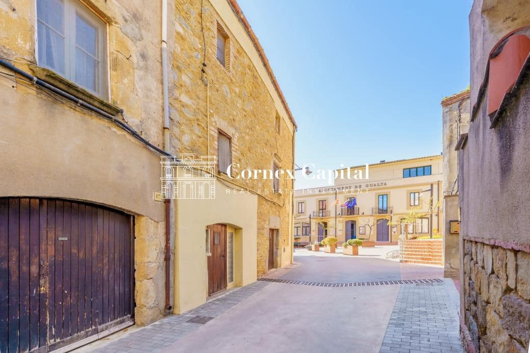 4 bedroom Townhouse for sale in Fontanilles - € 450,000 (Ref: 9741660)