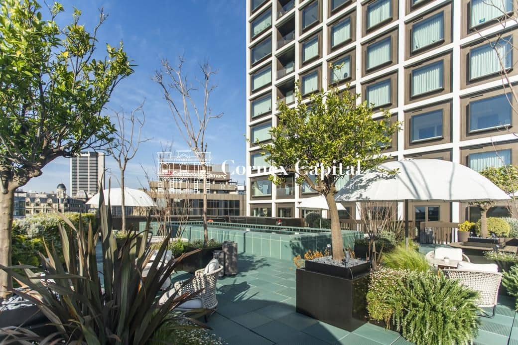2 soveværelse Lejlighed til salg i Barcelona by med swimmingpool garage - € 3.900.000 (Ref: 9751881)