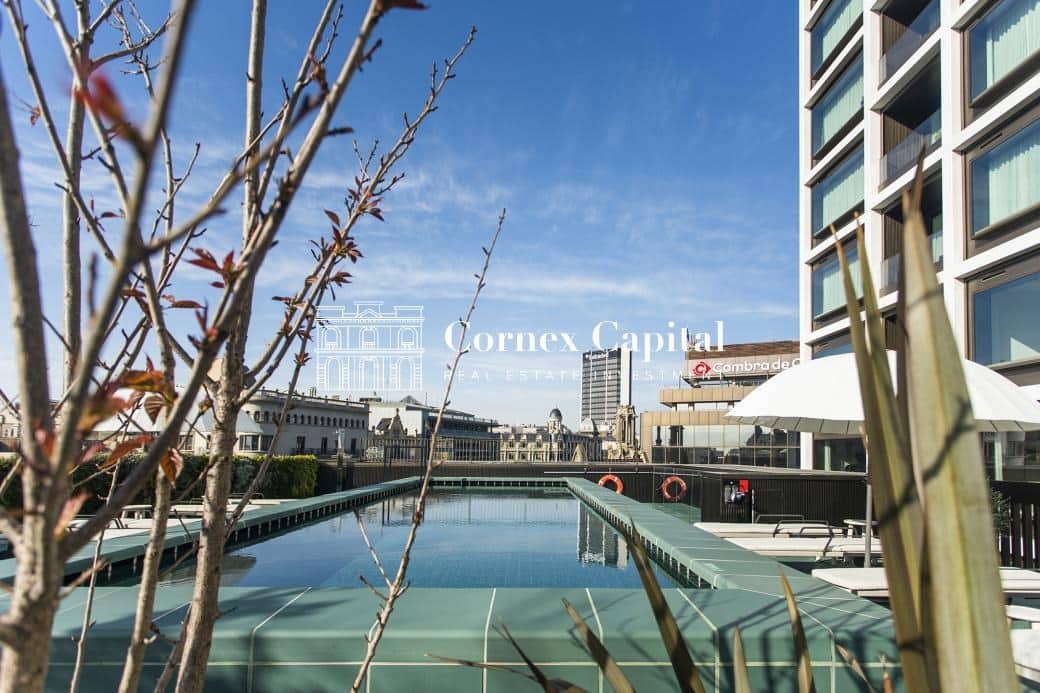 2 soveværelse Lejlighed til salg i Barcelona by med swimmingpool garage - € 3.900.000 (Ref: 9751881)