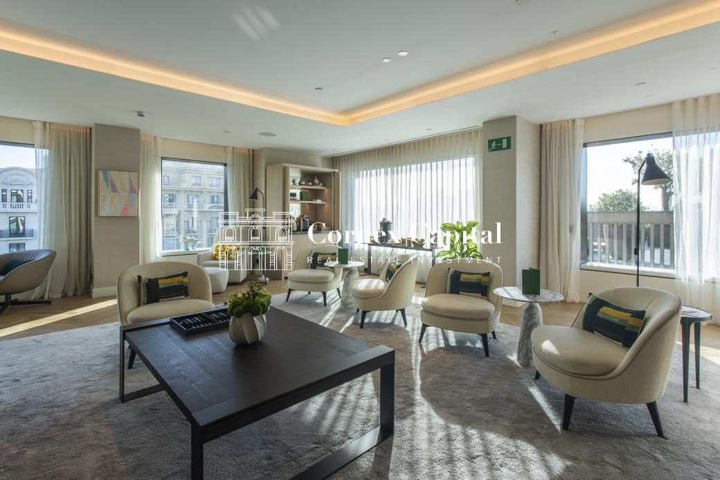 2 soveværelse Lejlighed til salg i Barcelona by med swimmingpool garage - € 3.700.000 (Ref: 9751881)