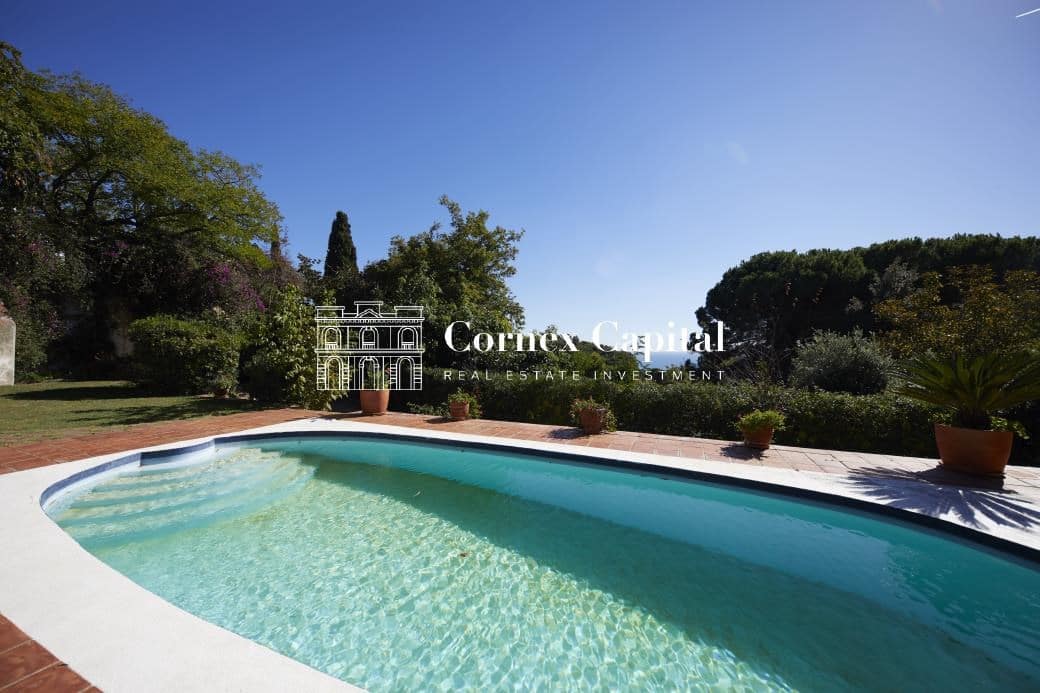 11 soveværelse Finca/Landehus til salg i Sant Andreu de Llavaneres med swimmingpool garage - € 4.900.000 (Ref: 9755557)