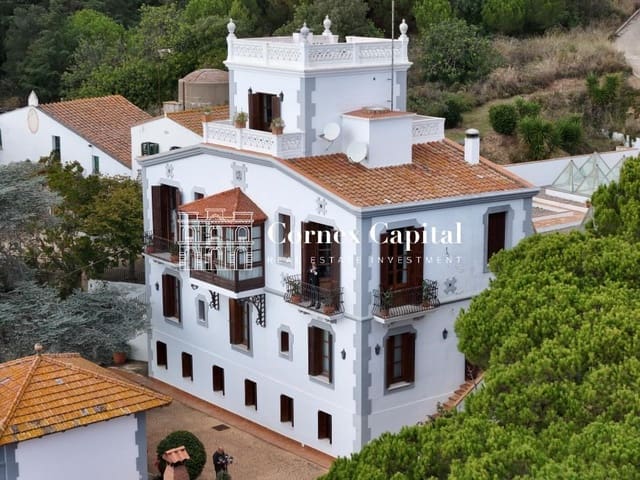 11 soveværelse Finca/Landehus til salg i Sant Andreu de Llavaneres med swimmingpool garage - € 4.900.000 (Ref: 9755557)