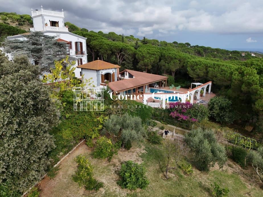 11 soveværelse Finca/Landehus til salg i Sant Andreu de Llavaneres med swimmingpool garage - € 4.900.000 (Ref: 9755557)